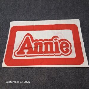 Little Orphan Annie Spellout Throw Pillow Case Red White 1987 22x15
